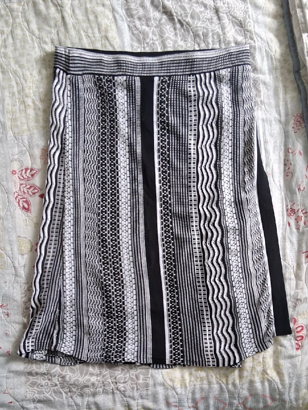 Etcetera Black & White Vertical Pattern Pencil Skirt